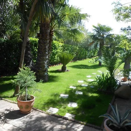 Maison Monica Coursan